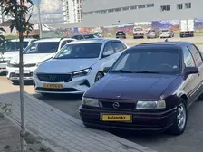 Opel Vectra, 1991