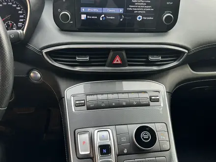Hyundai Santa Fe 2021 года за 14 200 000 тг. в Алматы – фото 11