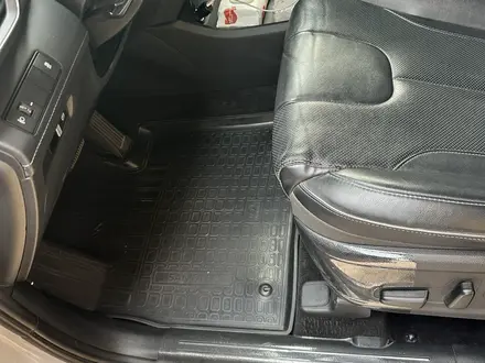 Hyundai Santa Fe 2021 года за 14 200 000 тг. в Алматы – фото 13