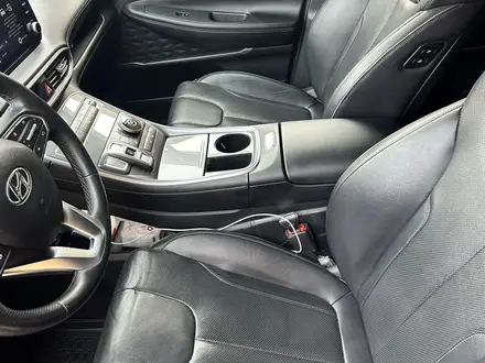 Hyundai Santa Fe 2021 года за 14 200 000 тг. в Алматы – фото 14