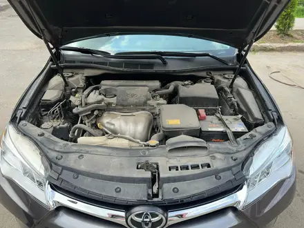 Toyota Camry 2015 года за 9 800 000 тг. в Алматы – фото 29