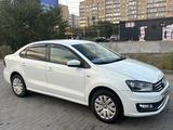 Volkswagen Polo 2015 года за 5 500 000 тг. в Актобе – фото 2
