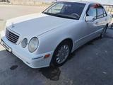 Mercedes-Benz E 320 2001 годаfor4 500 000 тг. в Актау