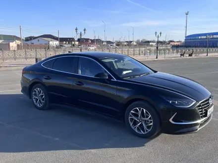 Hyundai Sonata 2020 года за 13 000 000 тг. в Атырау – фото 4