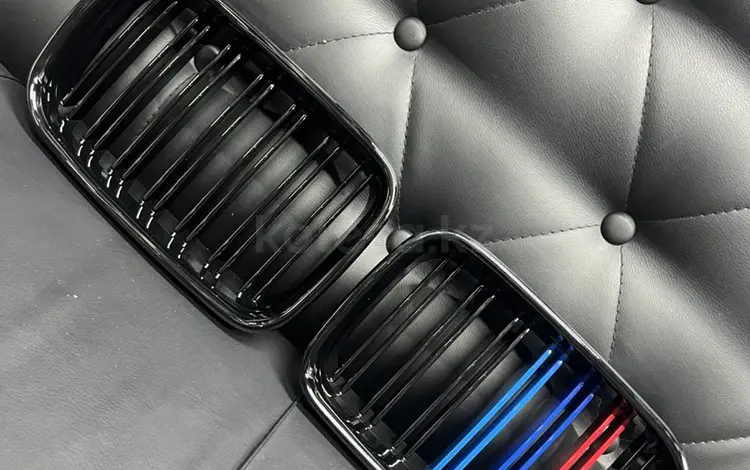 Решетки BMW E36 M-look за 8 000 тг. в Алматы