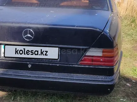 Mercedes-Benz E 230 1989 года за 700 000 тг. в Алматы – фото 2