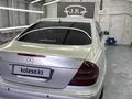 Mercedes-Benz E 320 2004 годаүшін5 000 000 тг. в Алматы – фото 4