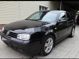 Volkswagen Golf 2001 года за 4 000 000 тг. в Уральск