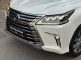 Lexus LX 570 2017 года за 44 500 000 тг. в Алматы – фото 3