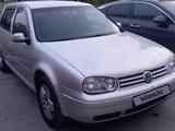 Volkswagen Golf 2002 годаүшін2 500 000 тг. в Астана