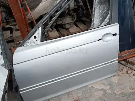 Двери BMW E46 за 15 000 тг. в Алматы – фото 2