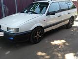 Volkswagen Passat 1993 года за 1 250 000 тг. в Алматы – фото 2