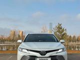 Toyota Camry 2019 года за 16 700 000 тг. в Астана – фото 3