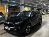 Toyota Highlander 2022 года за 33 500 000 тг. в Астана – фото 2