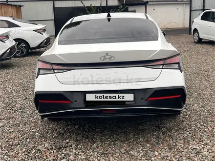 Hyundai Elantra 2025 года за 7 700 000 тг. в Алматы – фото 12