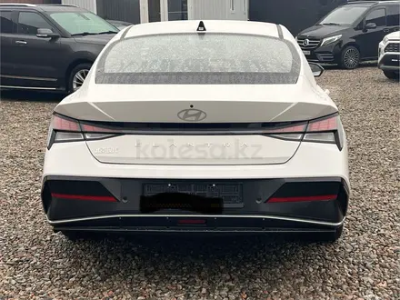 Hyundai Elantra 2025 года за 7 700 000 тг. в Алматы – фото 6
