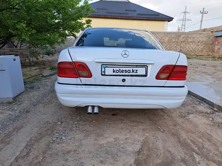 Mercedes-Benz E 280 1998 года за 2 450 000 тг. в Шымкент – фото 10