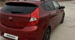 Hyundai Solaris 2011 года за 2 700 000 тг. в Атырау – фото 3