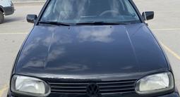 Volkswagen Golf 1996 годаүшін1 700 000 тг. в Актобе – фото 3