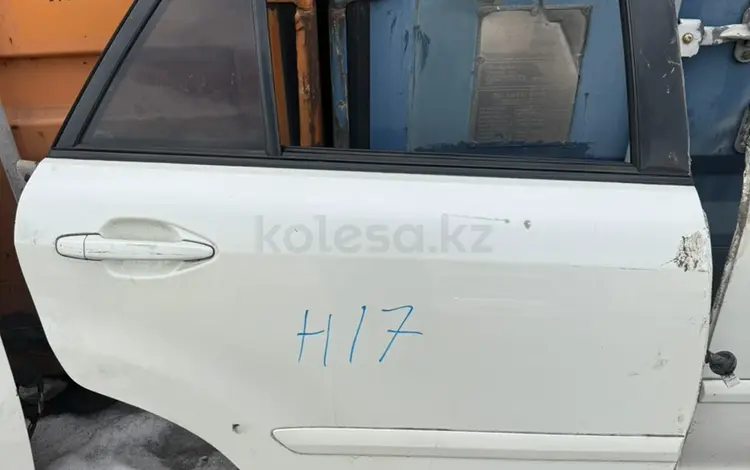 Дверь задняя правая на Lexus RX330-350 за 45 000 тг. в Алматы