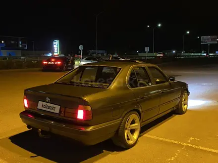 BMW 520 1990 года за 1 740 000 тг. в Алматы – фото 2