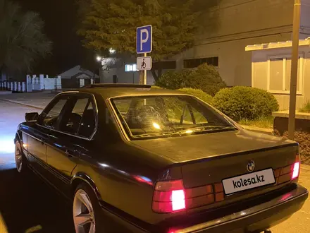 BMW 520 1990 года за 1 740 000 тг. в Алматы – фото 7