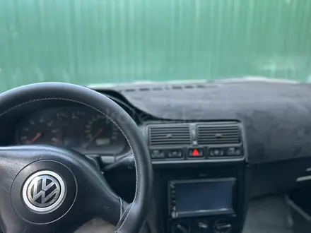 Volkswagen Golf 2002 года за 3 100 000 тг. в Жосалы – фото 7