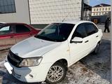 ВАЗ (Lada) Granta 2190 2013 годаүшін2 800 000 тг. в Караганда