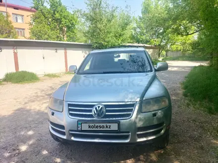 Volkswagen Touareg 2003 года за 4 200 000 тг. в Шымкент
