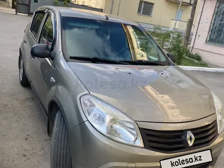 Renault Sandero 2010 годаүшін3 300 000 тг. в Актобе – фото 2