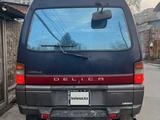 Mitsubishi Delica 1995 годаfor2 800 000 тг. в Алматы – фото 2