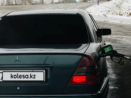 Mercedes-Benz C 180 1996 года за 900 000 тг. в Костанай – фото 3