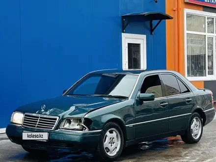 Mercedes-Benz C 180 1996 года за 900 000 тг. в Костанай