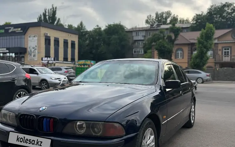 BMW 528 1999 года за 2 500 000 тг. в Алматы