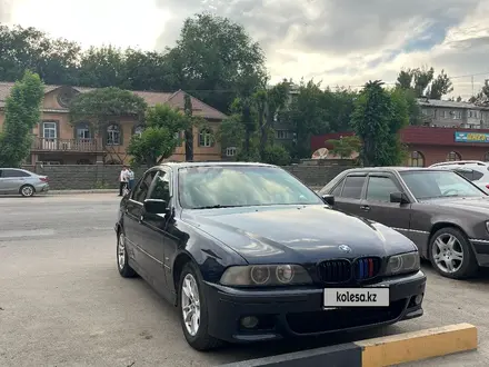 BMW 528 1999 года за 2 500 000 тг. в Алматы – фото 13