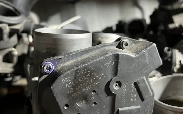 Привозная дроссельная заслонка для VOLKSWAGEN за 2 000 тг. в Алматы