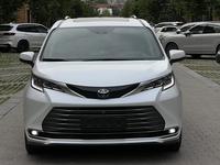 Toyota Sienna 2022 года за 31 000 000 тг. в Алматы