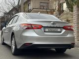 Toyota Camry 2018 года за 13 000 000 тг. в Тараз – фото 3