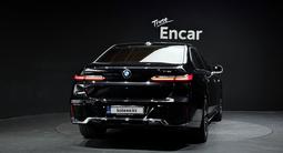 BMW 740 XDrive 3.0 2023 года за 49 000 000 тг. в Алматы – фото 4