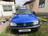 Volkswagen Golf 1994 года за 900 000 тг. в Алматы