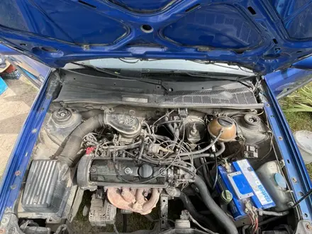 Volkswagen Golf 1994 года за 900 000 тг. в Алматы – фото 6