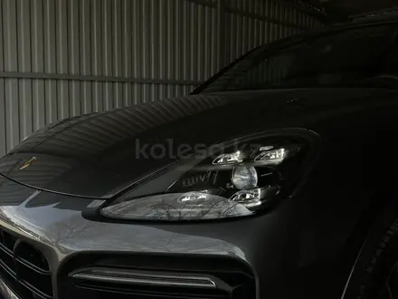 Porsche Cayenne 2019 года за 42 000 000 тг. в Алматы – фото 27