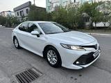 Toyota Camry 2020 года за 14 000 000 тг. в Тараз – фото 2