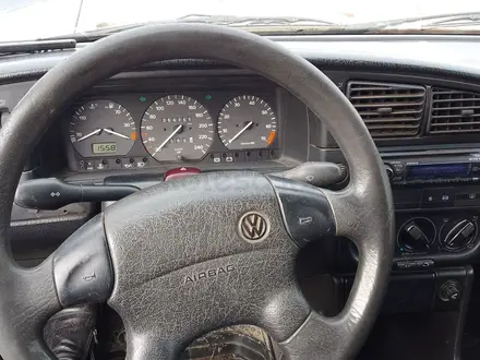 Volkswagen Passat 1995 года за 1 700 000 тг. в Таскала – фото 10