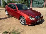 Mercedes-Benz C 200 2003 года за 2 500 000 тг. в Алматы – фото 2