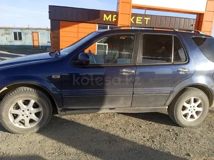 Mercedes-Benz ML 320 2000 года за 3 800 000 тг. в Актобе – фото 3