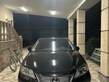 Lexus ES 250 2014 года за 12 500 000 тг. в Алматы