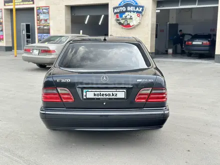 Mercedes-Benz E 320 2001 года за 4 900 000 тг. в Алматы – фото 2