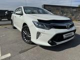 Toyota Camry 2017 года за 13 000 000 тг. в Шымкент