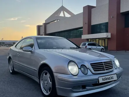 Mercedes-Benz CLK 230 2000 года за 2 700 000 тг. в Караганда – фото 4